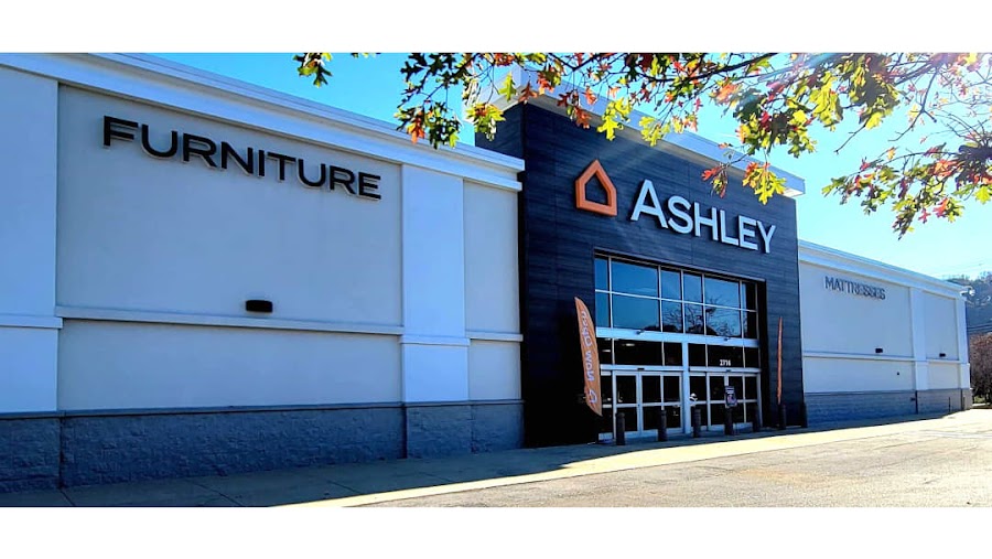 Ashley Furniture storefront