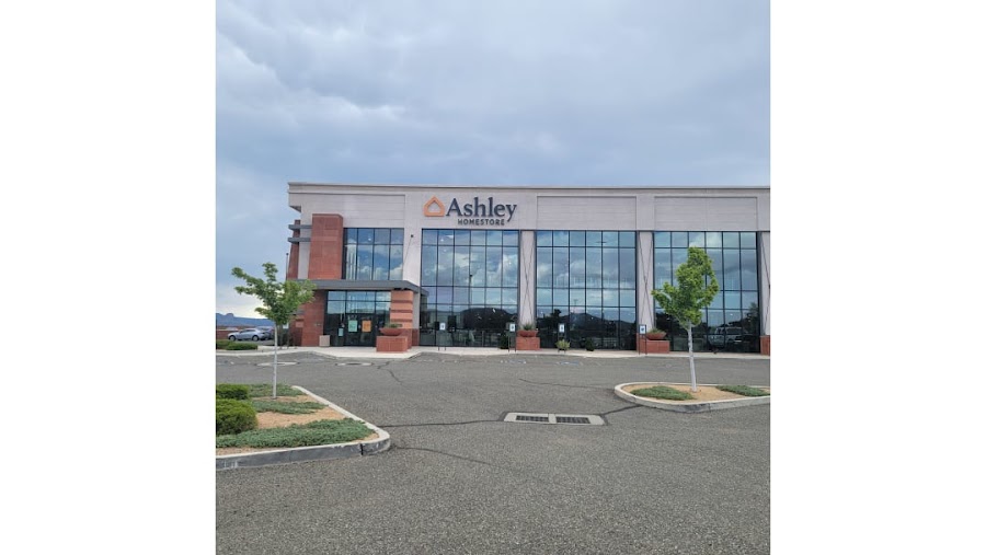 Ashley Furniture storefront