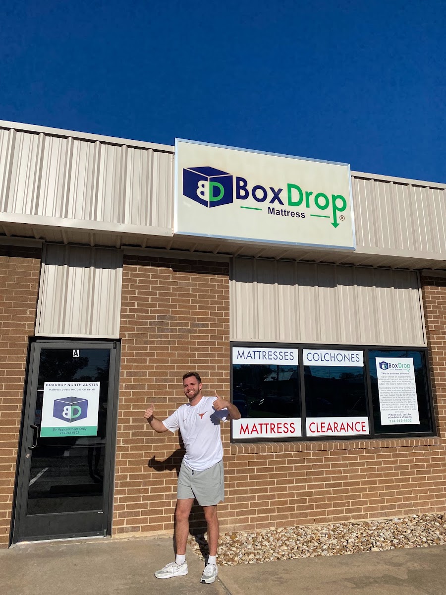 BoxDrop North Austin storefront