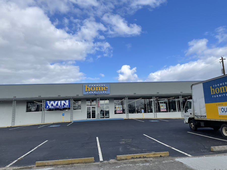 Farmers Home Furniture storefront