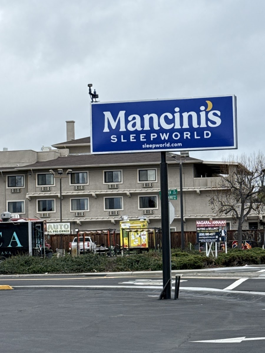 Mancini's Sleepworld Sunnyvale storefront