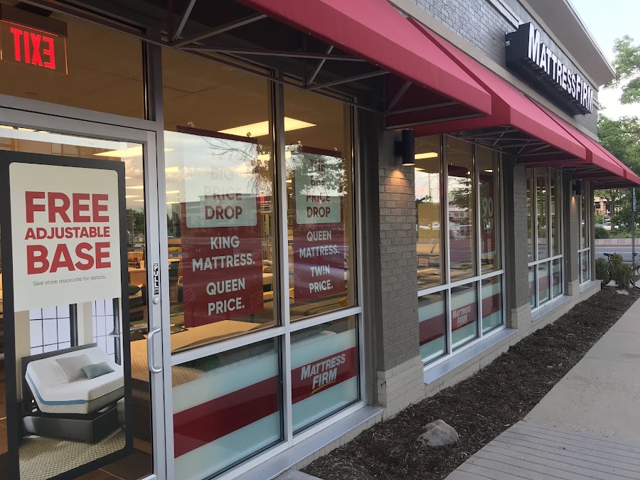 Mattress Firm Boulder 28th Street storefront