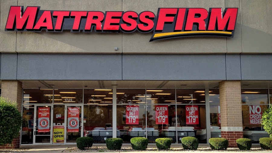Mattress Firm Clearance Center Bolingbrook storefront