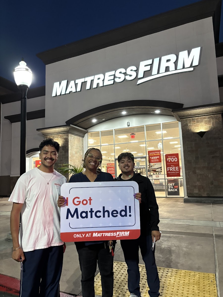 Mattress Firm Clearance Center Inglewood storefront
