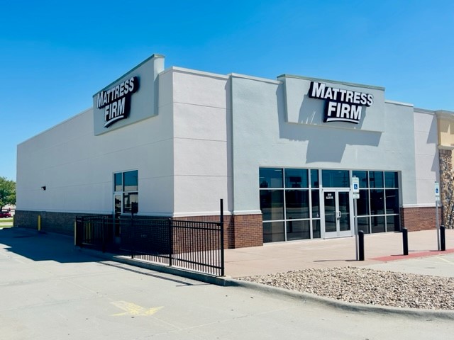 Mattress Firm storefront