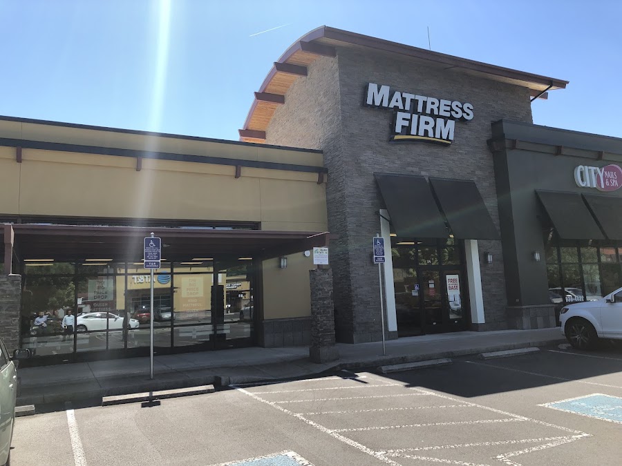 Mattress Firm Eugene Coburg Station storefront