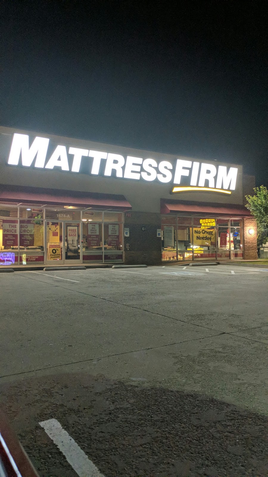 Mattress Firm Fort Campbell Blvd storefront