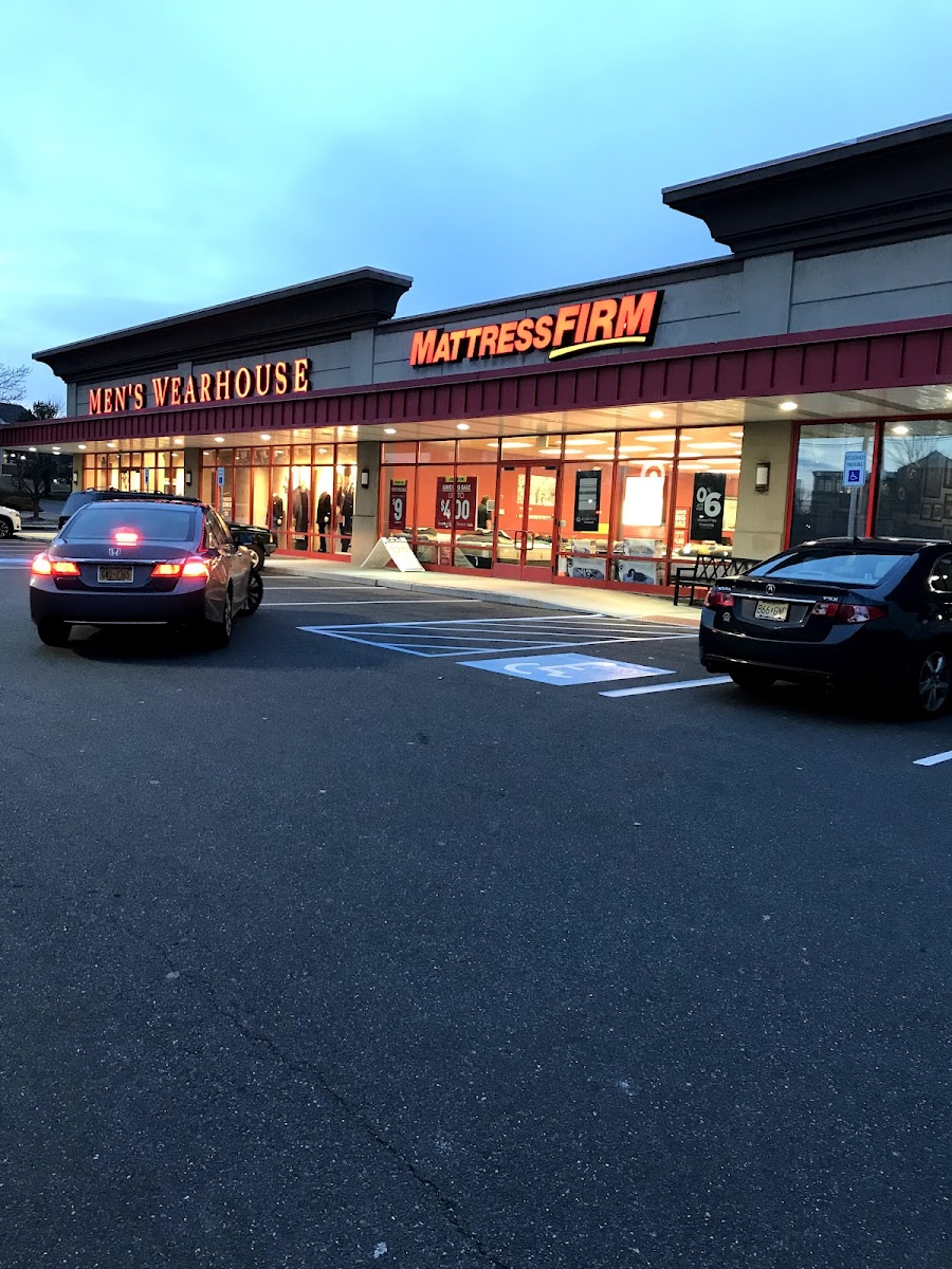 Mattress Firm Menlo Park storefront