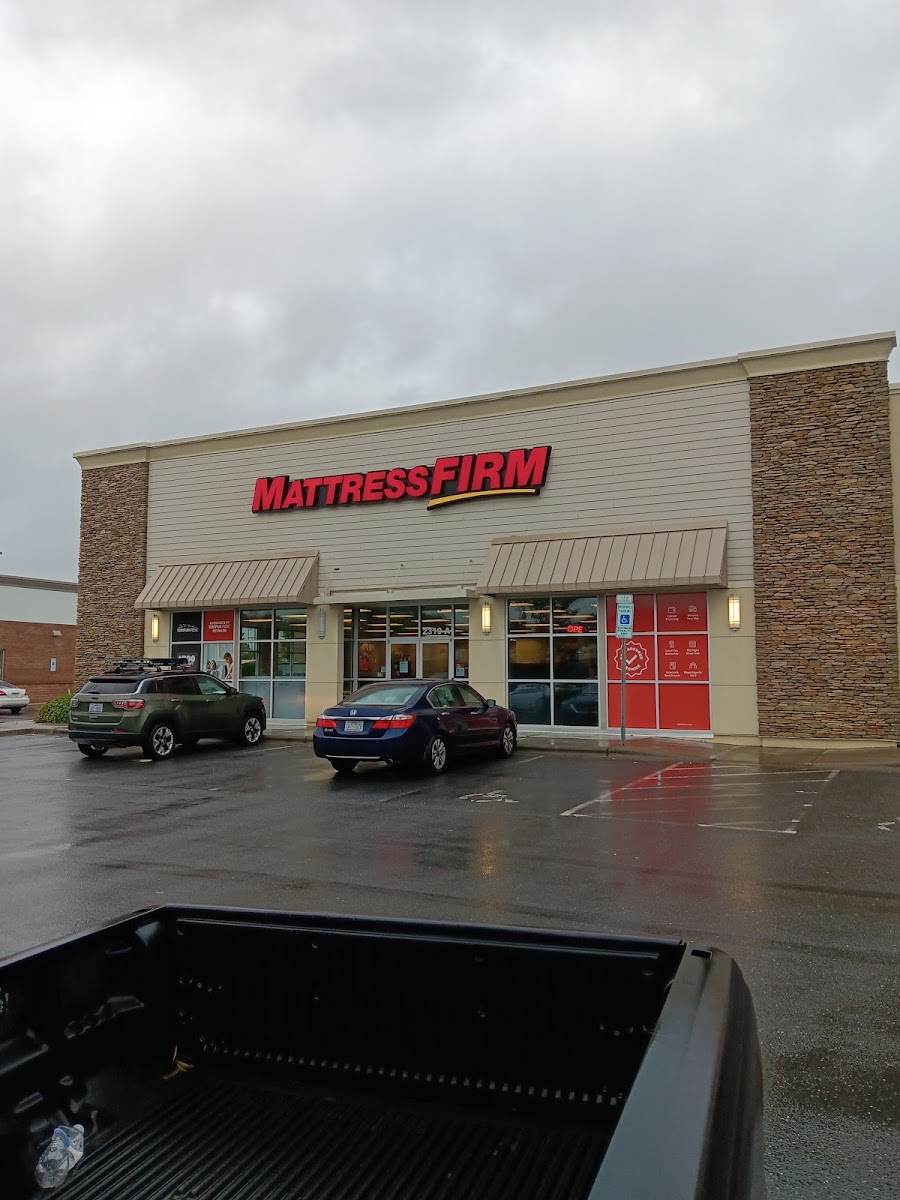 Mattress Firm storefront