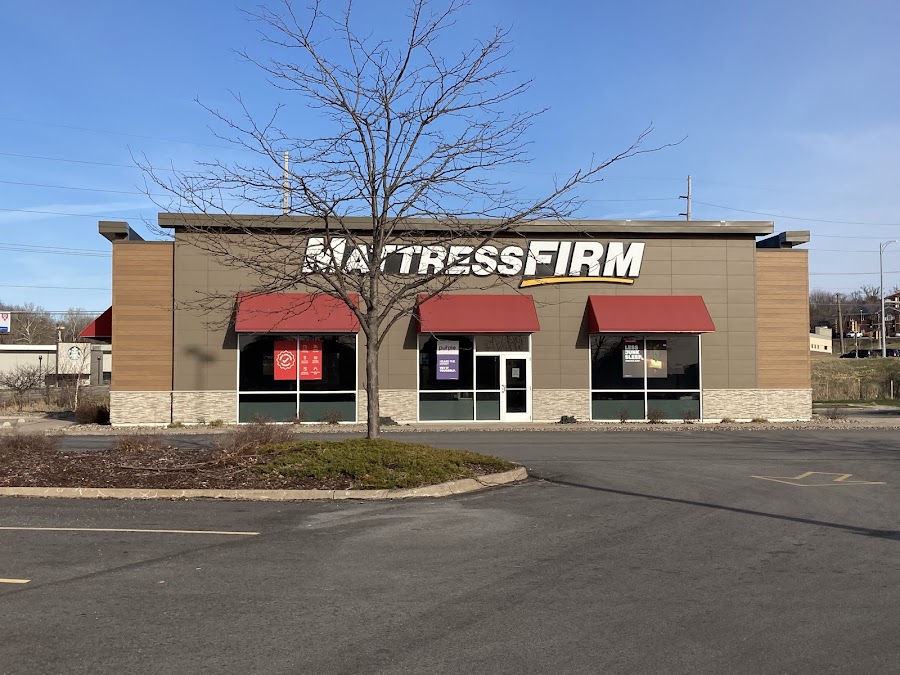 Mattress Firm River Place Center storefront