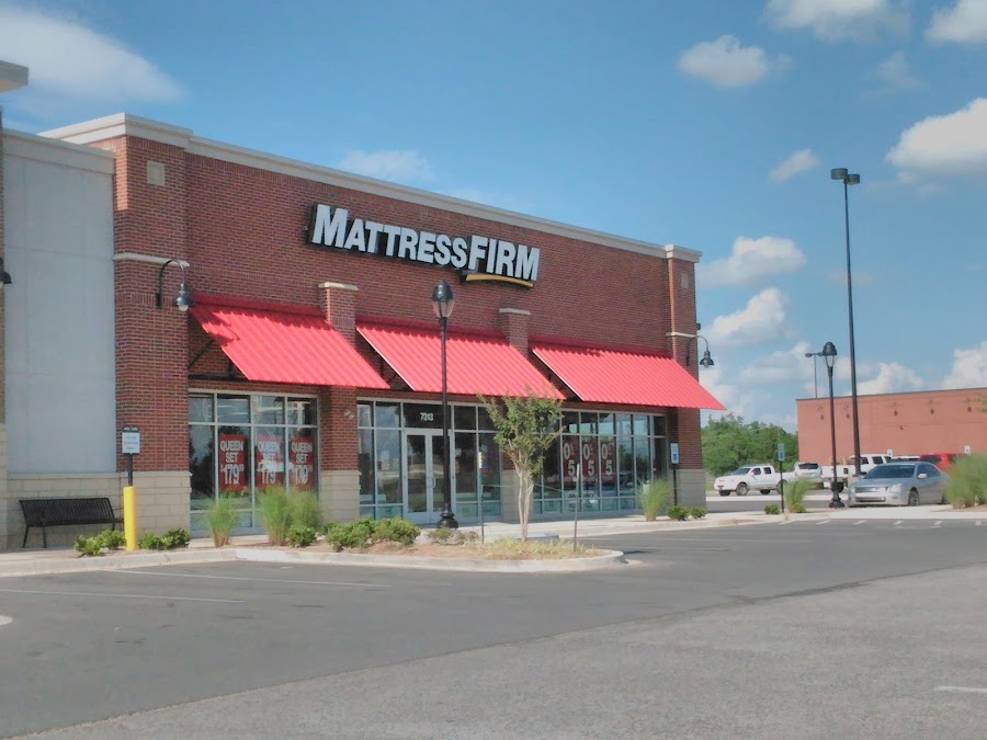Mattress Firm storefront