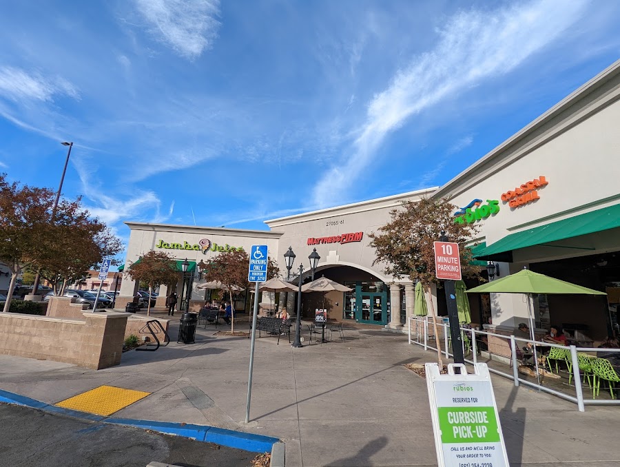 Mattress Firm Valencia storefront