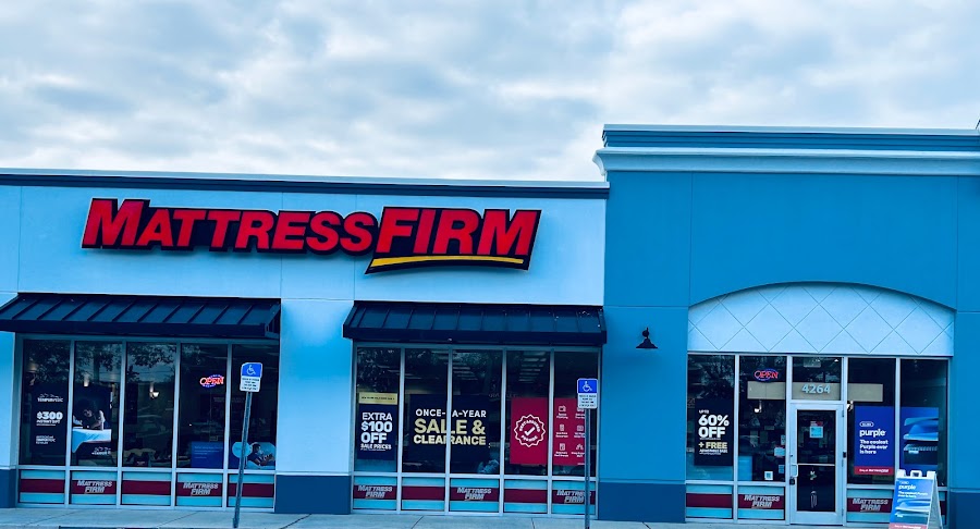 Mattress Firm Venice storefront