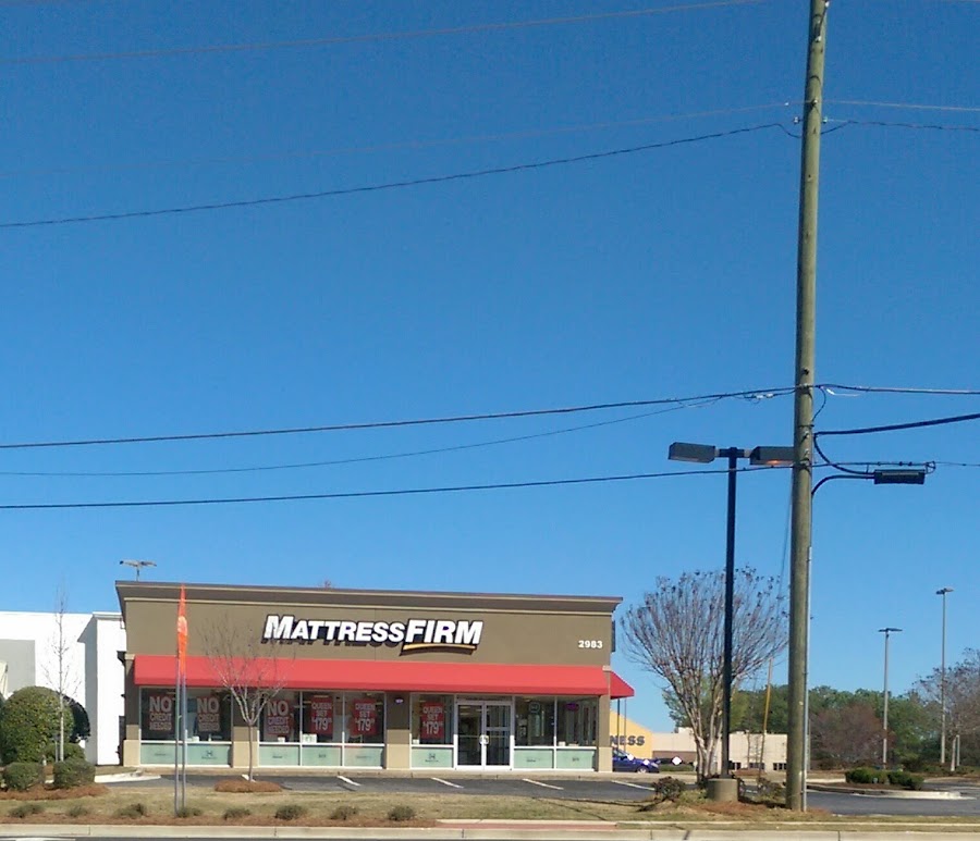 Mattress Firm Vinings storefront