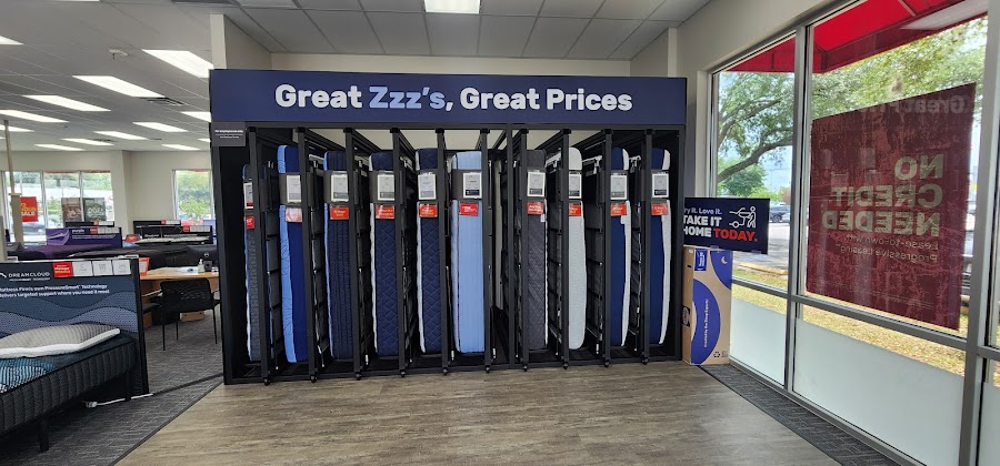 Mattress Firm West Cypress Gardens storefront