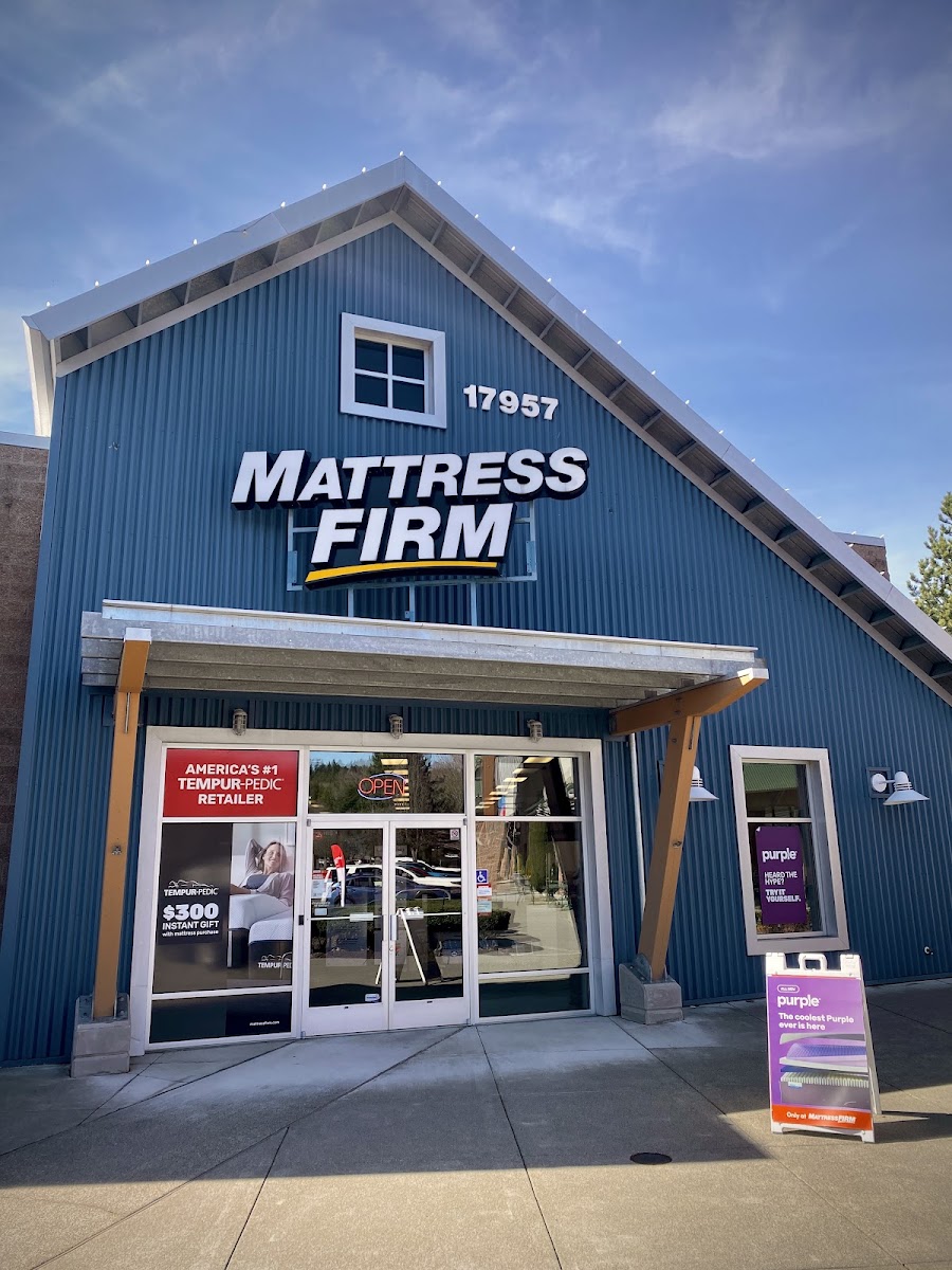 Mattress Firm Woodinville storefront