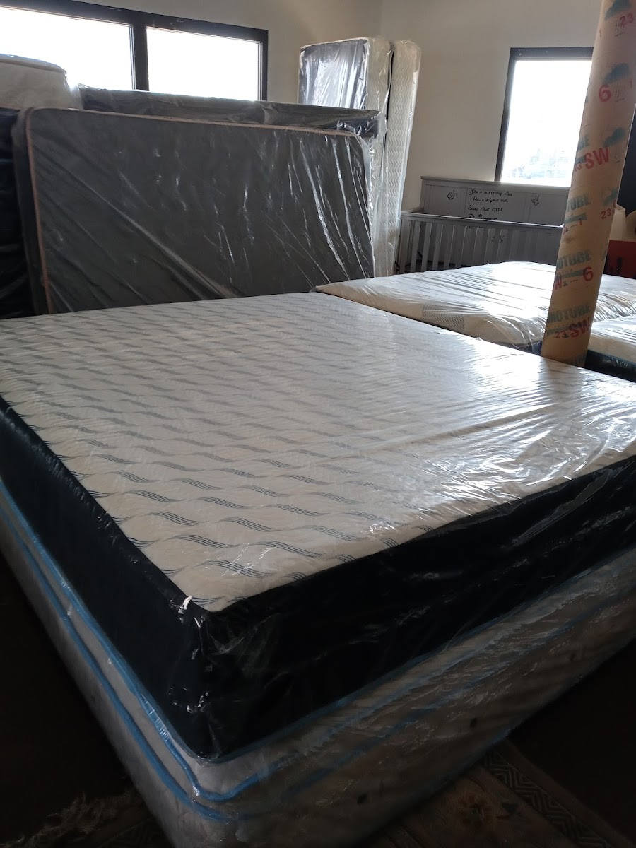 Mattress Shop storefront