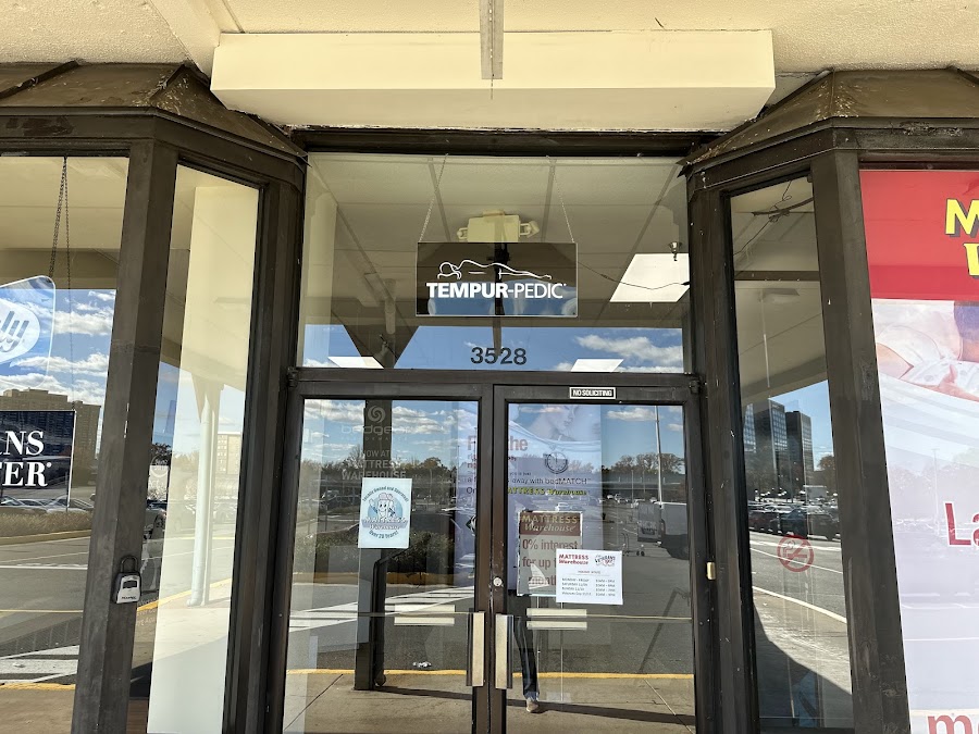Mattress Warehouse of Falls Church storefront