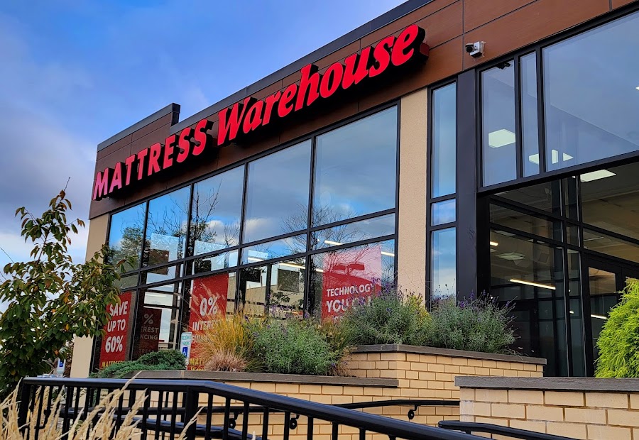 Mattress Warehouse of Paramus storefront
