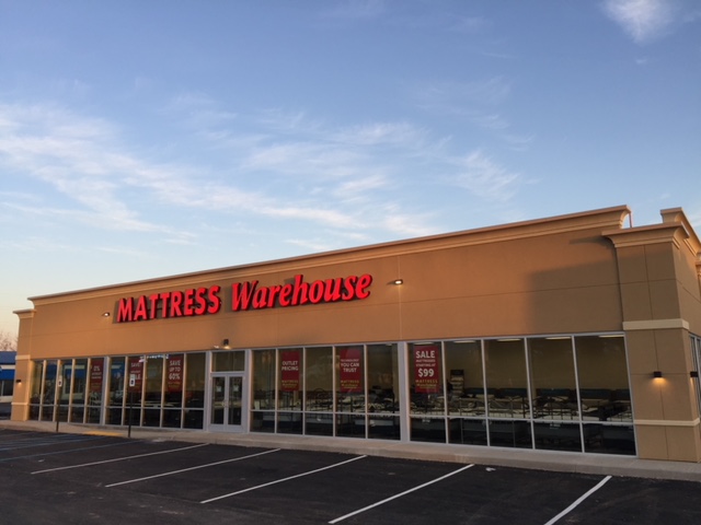 Mattress Warehouse storefront