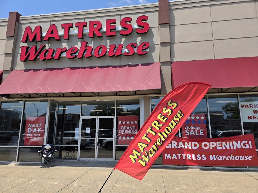 Mattress Warehouse storefront