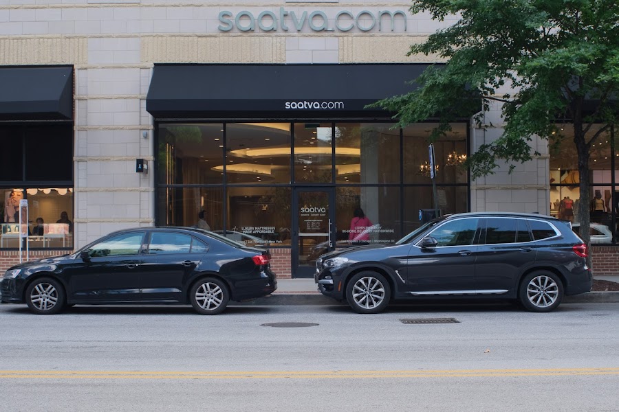 Saatva storefront