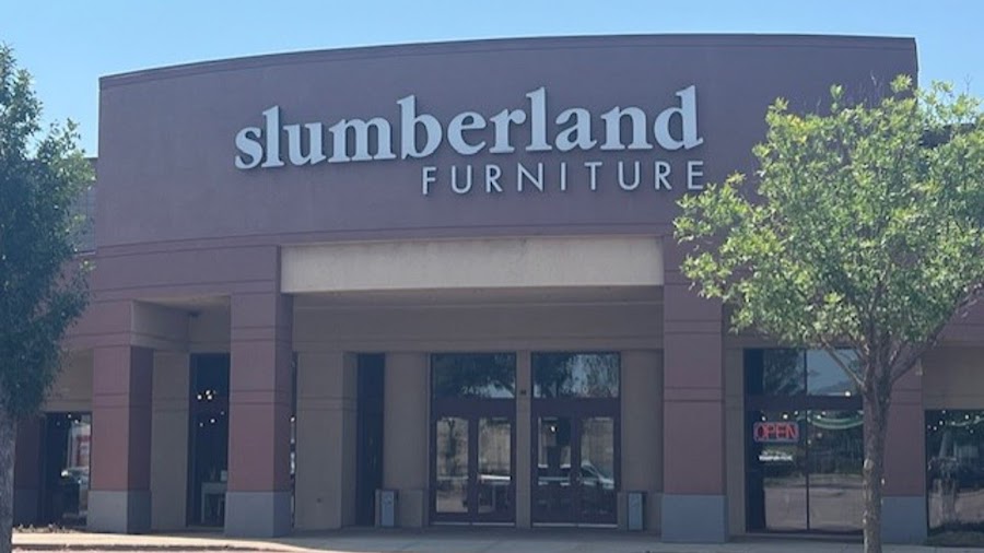 Slumberland Furniture storefront