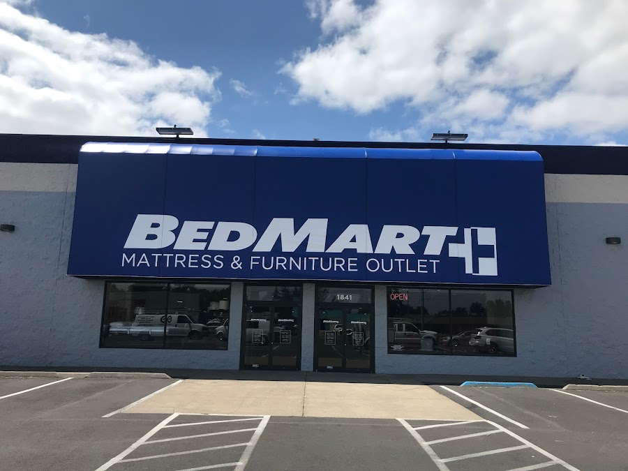 The BedMart Outlet storefront